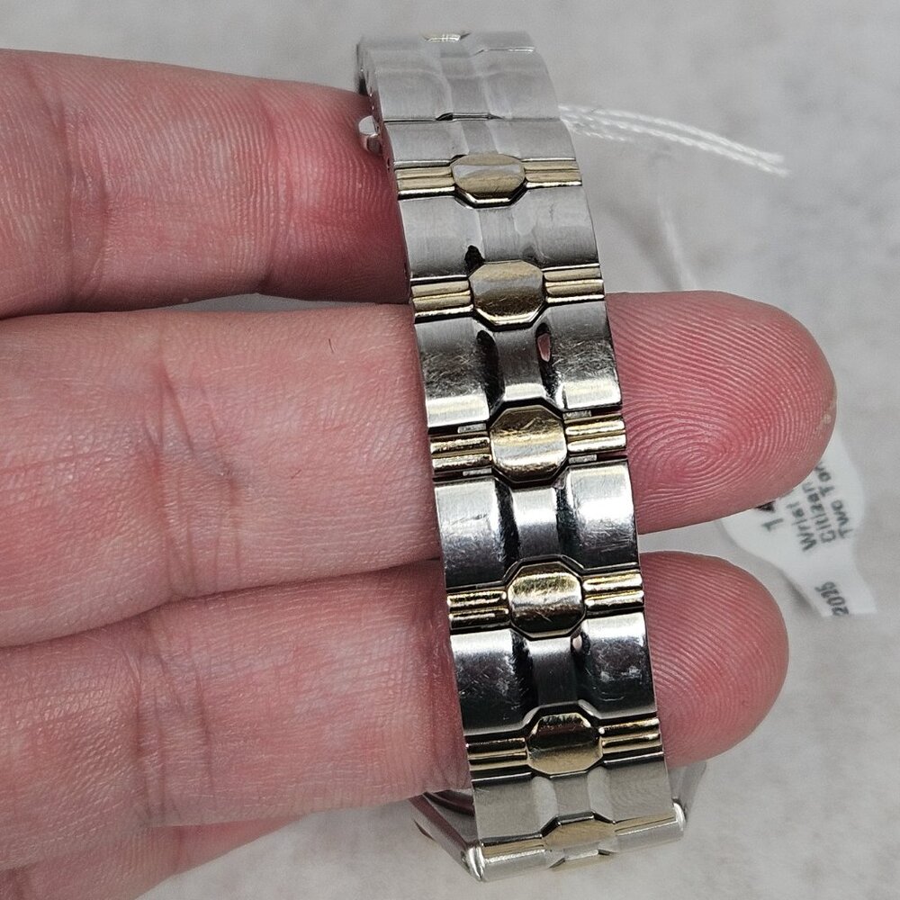 Citizen Eco-Drive E010-S008654 Diamond Bezel Gold & Silver Tone Wristwatch Watch - Picture 5 of 12